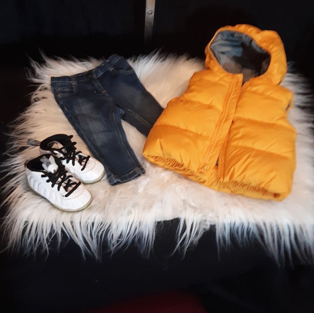 GAP Vest - Picture 4 of 6